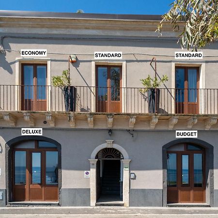 Готель Casa Scala Ачиреале Екстер'єр фото